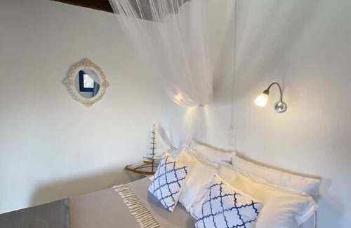 Maragas House | Azure Blue Studios
