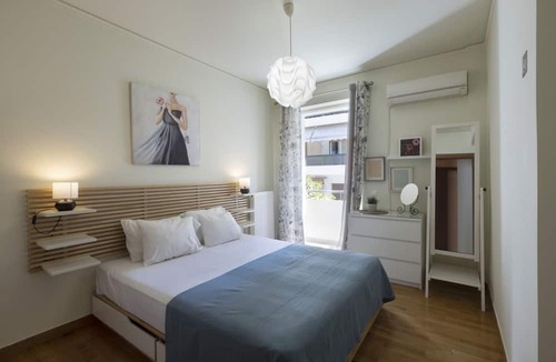 Makrigianni Apartment | MisaraliotouA3 · 3BR Prime APT a breath away from