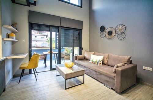 Volos City Centre Apartment | Salina Premium Residences