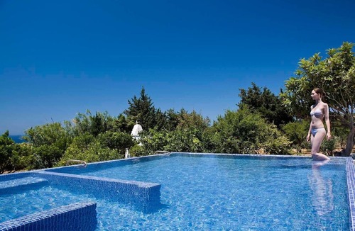 Nea Cryssi Akti Villa | Tranquil Paros Villa | 5 Bedroom Villa | Large Private Swimming Pool & Veranda with Sea Views | Sarakiniko
