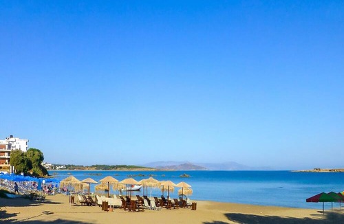 Nea Chora Apartment | Mare civitas penthouse ,near Beach, Chania Old Town