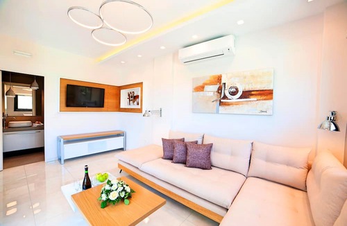 Kavallos Villa | Perla Villas with Heated Pool