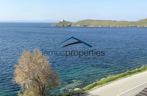 Vourkari Apartment | "Aqua Blue", a maisonette only 100 meters from the beach of Gialiskari