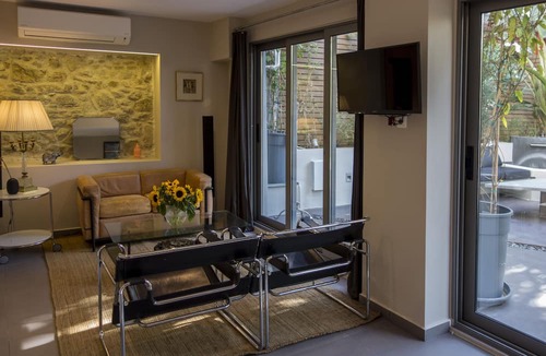 Monastiraki Apartment | Athens Suites