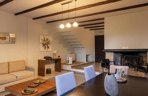 Mesaia Trikala Apartment | Vathyskia Guesthouse