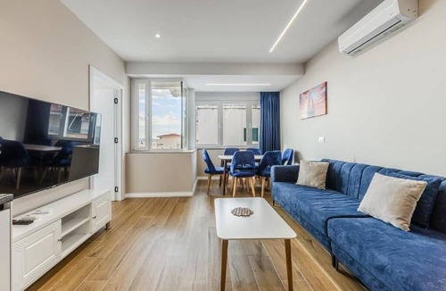Golem Apartment | Infinity Beachfront Suites by PS