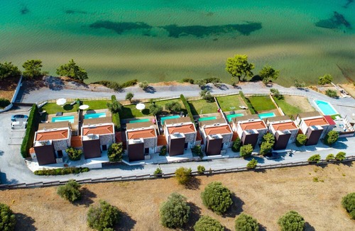 Nea Moudania Villa | Kalma Villa Pente in Moudania