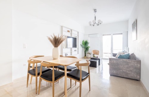 Glyfada Apartment | Charming Seaside Apartment | Elegant 2BR in Glyfada