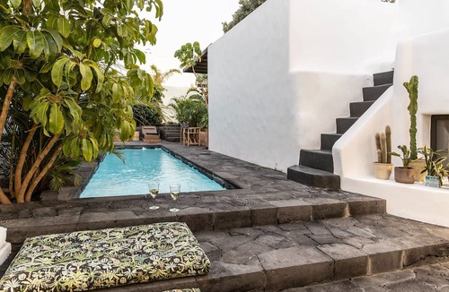 Megalochori Villa | Arithera Villa in Santorini