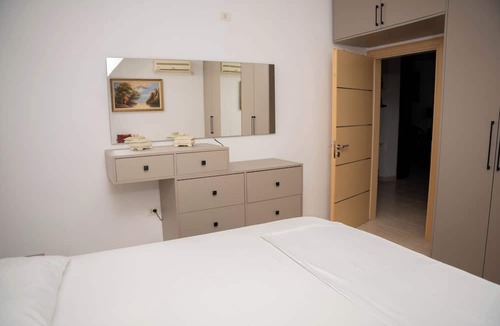 Farke Apartment | FIA Rentals 3BD Tirana 49 - Top Floor