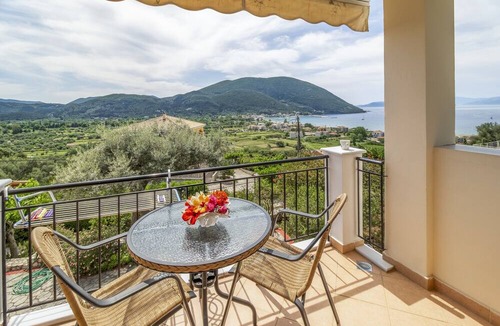 Vassiliki Apartment | Studio Apartment 'Panorama 3' with Sea View, Wi-Fi and Air Conditioning