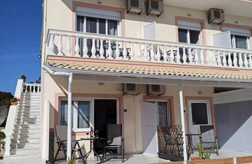 Marathias Apartment | Apartment 'Marathias 5001' with Sea View, Wi-Fi and Air Conditioning