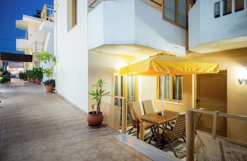 Kato Stalos Apartment | Esperides Beach Hotel Apartments