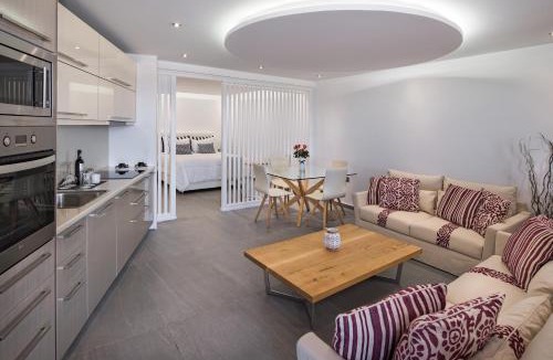 Oia Resort | Elea Resort - Adults Only