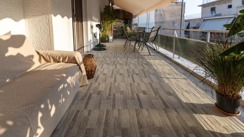 Agios Panteleimonas Apartment | Artemis, Athens Terrace Escape near the Metro