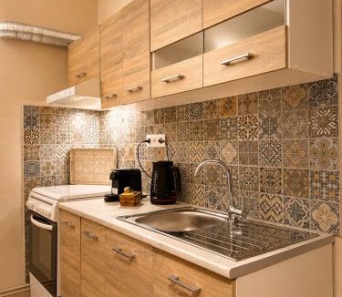 Loutraki Apartment | Lykno Pozar