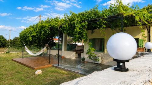Skala Mistegnon House | Country Village House