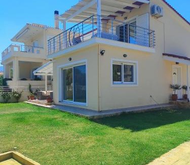 Diakofto Villa | Maisonette Kalypso