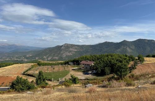 Diber County House | Oda n'Dibër