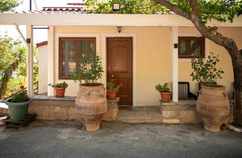 Delfoi Hotel | Bungalow - Camping Apollon