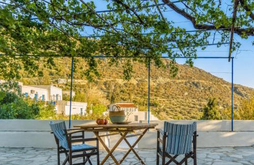 Andros House | "The Pomegranate House" - Tranquil Retreat