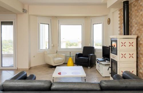 Dio-Olympos Villa | Zeusplace Anamesa Pool Villa