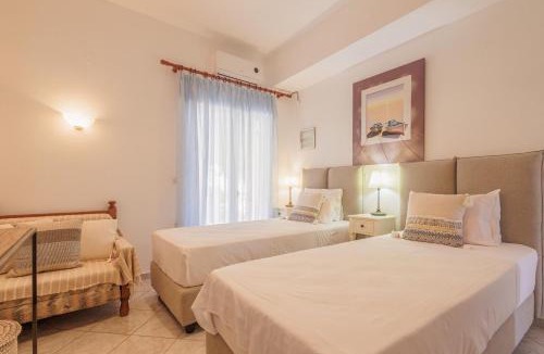 Pondi Villa | Villa Agrielia