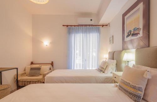 Pondi Villa | Villa Agrielia