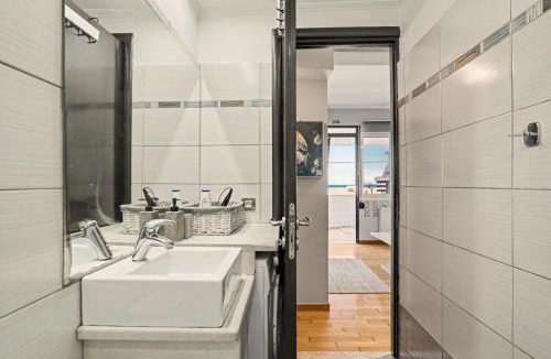 Frinion Apartment | Frini's View