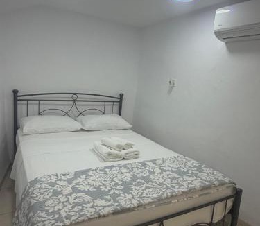 Longos House | Tolos Budget Rooms Loggos