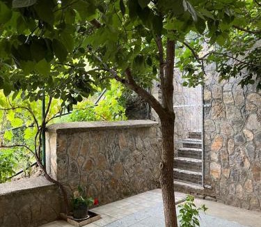 Udenisht House | Alira Rooms