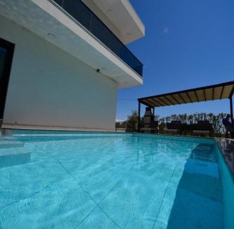 Ishem Villa | Villas in Draç, Albania