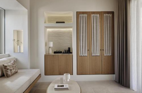 Kampos Hotel | Parian Chronicle Hotel Paros, Destination by Hyatt