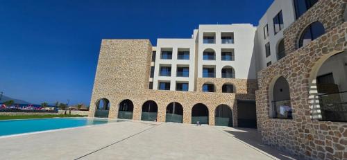 Radhime Apartment | Pietra Sol & Mar Seafront Residence