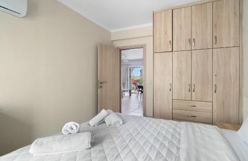 Katomerion Apartment | Sandra B