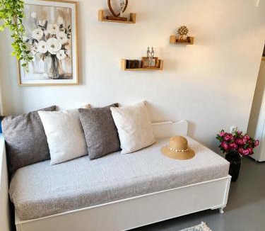 Emporio Apartment | The Cycladic Dome House