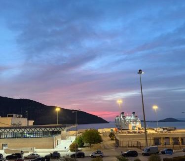 Igoumenitsa Hotel | S S Sophie's Suites