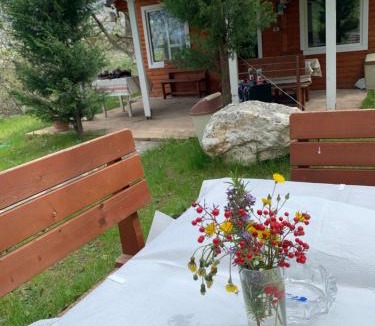 Librazhd House | Bujtina Shpella e Plakës Çerçan