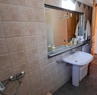 Vromolimnos House | Villa Dimitra