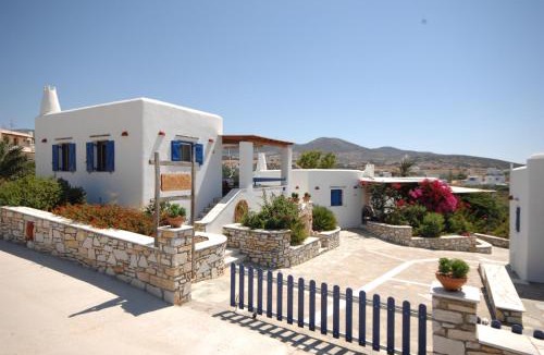 Aliki Apartment | Maria's Village Suite