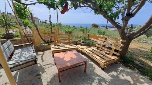 Megas Gialos House | Syros Mandala Studio