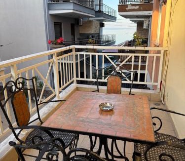 Polichrono Apartment | Ammos Luxe Seaside Apartment