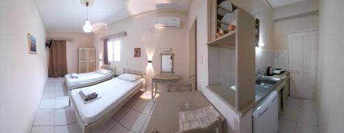 Panormos Apartment | Mary Popi