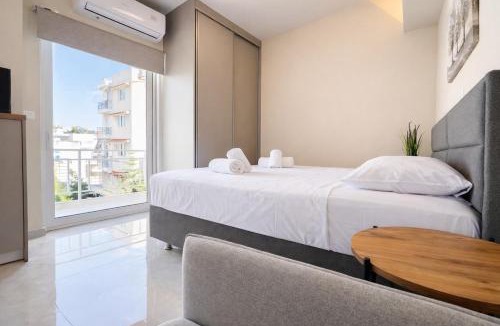Irakleio Apartment | Sunny Minimal Studio Near Metro by ΜΡS
