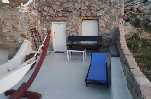 Paraga Cabin | Artemis Cottage Authentic Mykonian Stone House near Super Paradise