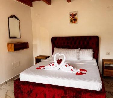 Shale House | Thethi Paradise Hotel & Restaurant