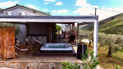 Lirkia House | Elaia Rest House Retreat in nature