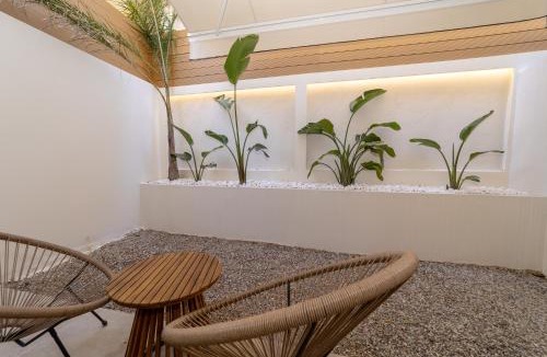 Petroupoli Apartment | Artemis Suite Romantic Jacuzzi Retreat Private