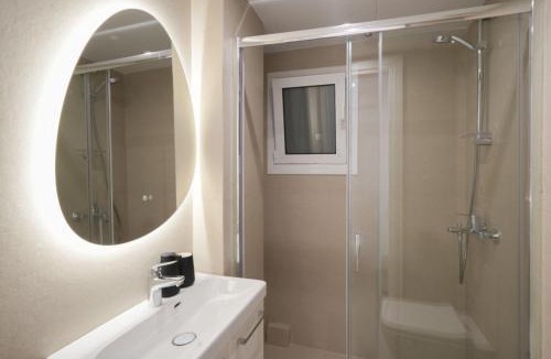 Neos Kosmos Apartment | Classy & Lux Apartment in Athens, 4 mins walk to metro