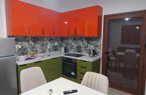 Ishem Villa | Villa Shtëpia në Pyll